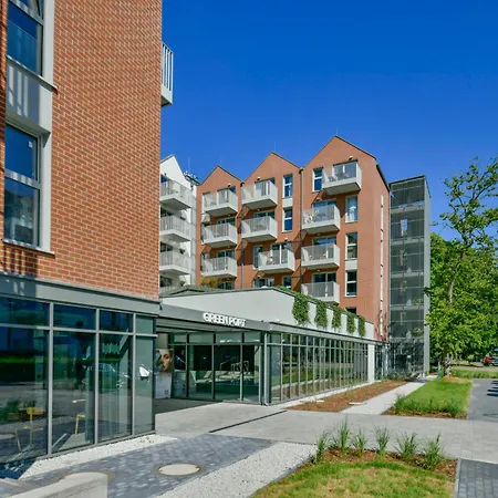 Admus - Port Bay Kolobřeh