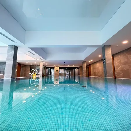 Port Klimatyczny Z Basenem, Jacuzzi, Sauna I Klimatyzacja- Admus *