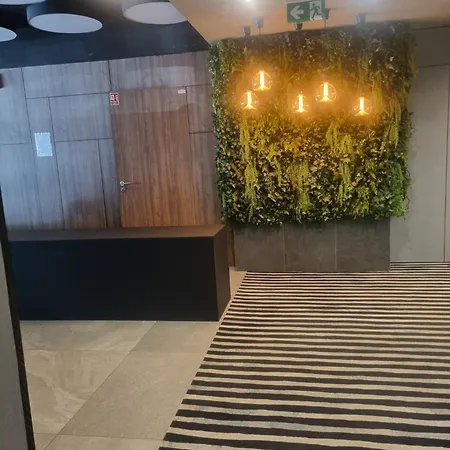 Port Klimatyczny Z Basenem, Jacuzzi, Sauna I Klimatyzacja- Admus Apartman