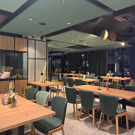 Port Klimatyczny Z Basenem, Jacuzzi, Sauna I Klimatyzacja- Admus Apartman Kołobrzeg