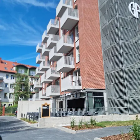 Apartman Port Klimatyczny Z Basenem, Jacuzzi, Sauna I Klimatyzacja- Admus
