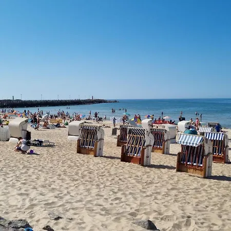 Port Klimatyczny Z Basenem, Jacuzzi, Sauna I Klimatyzacja- Admus